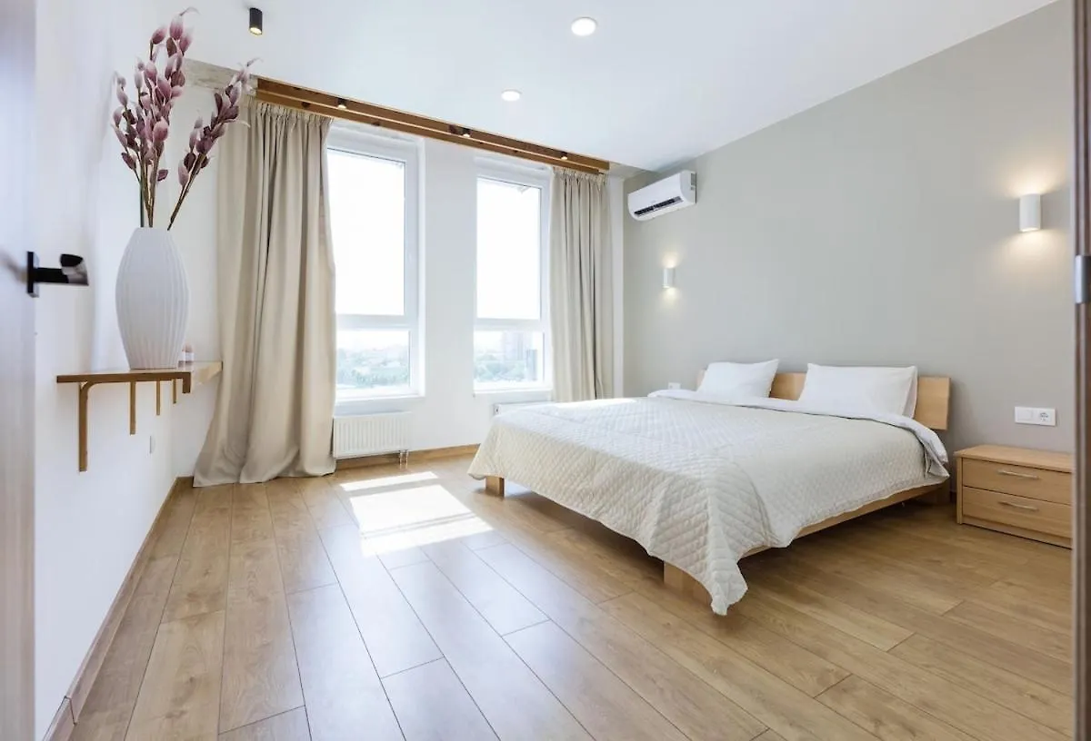 45 Kyiv Lovely Apartment In Nyvky Park